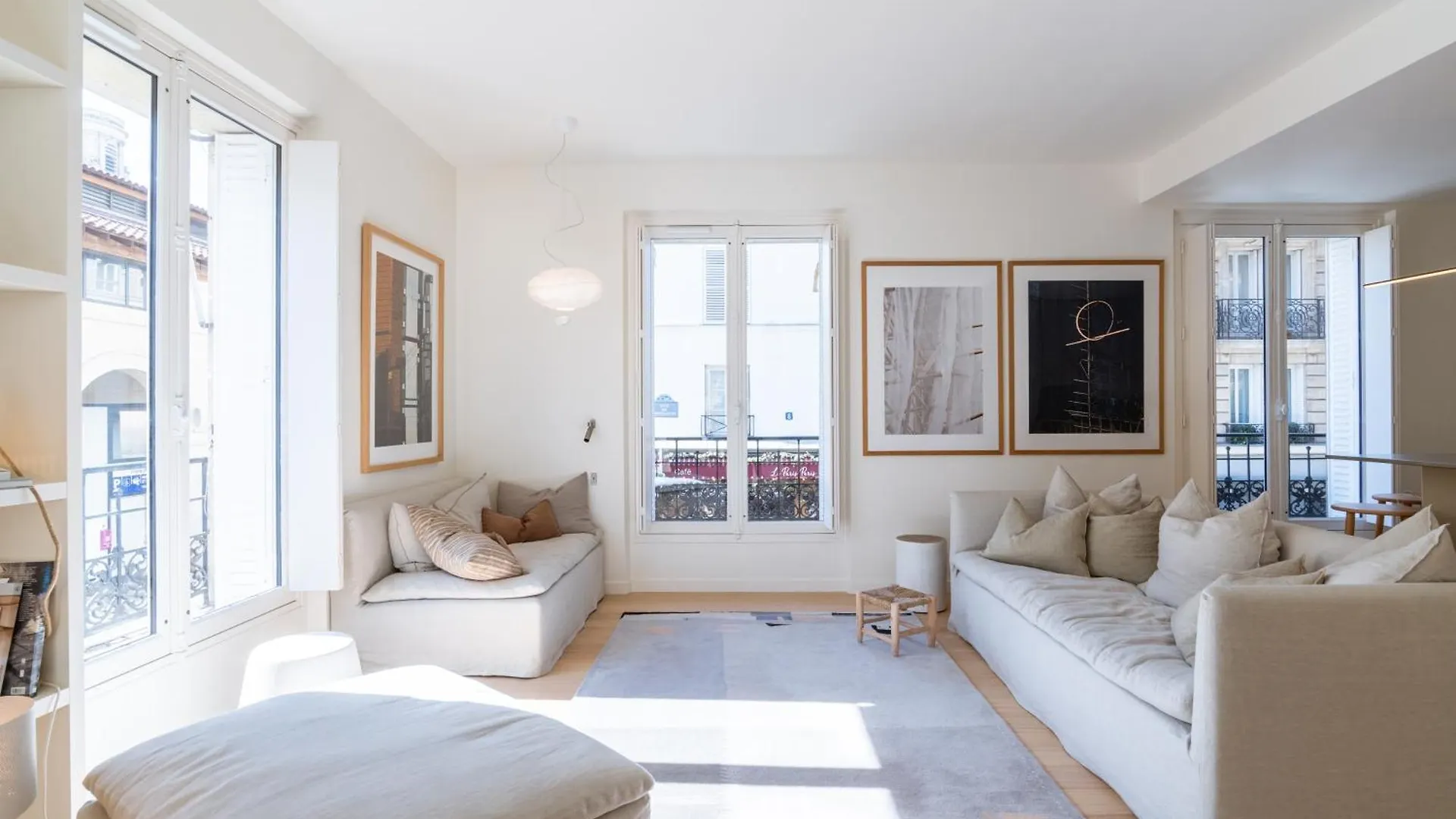 Veeve - Alabaster Bright Apartment Paris France