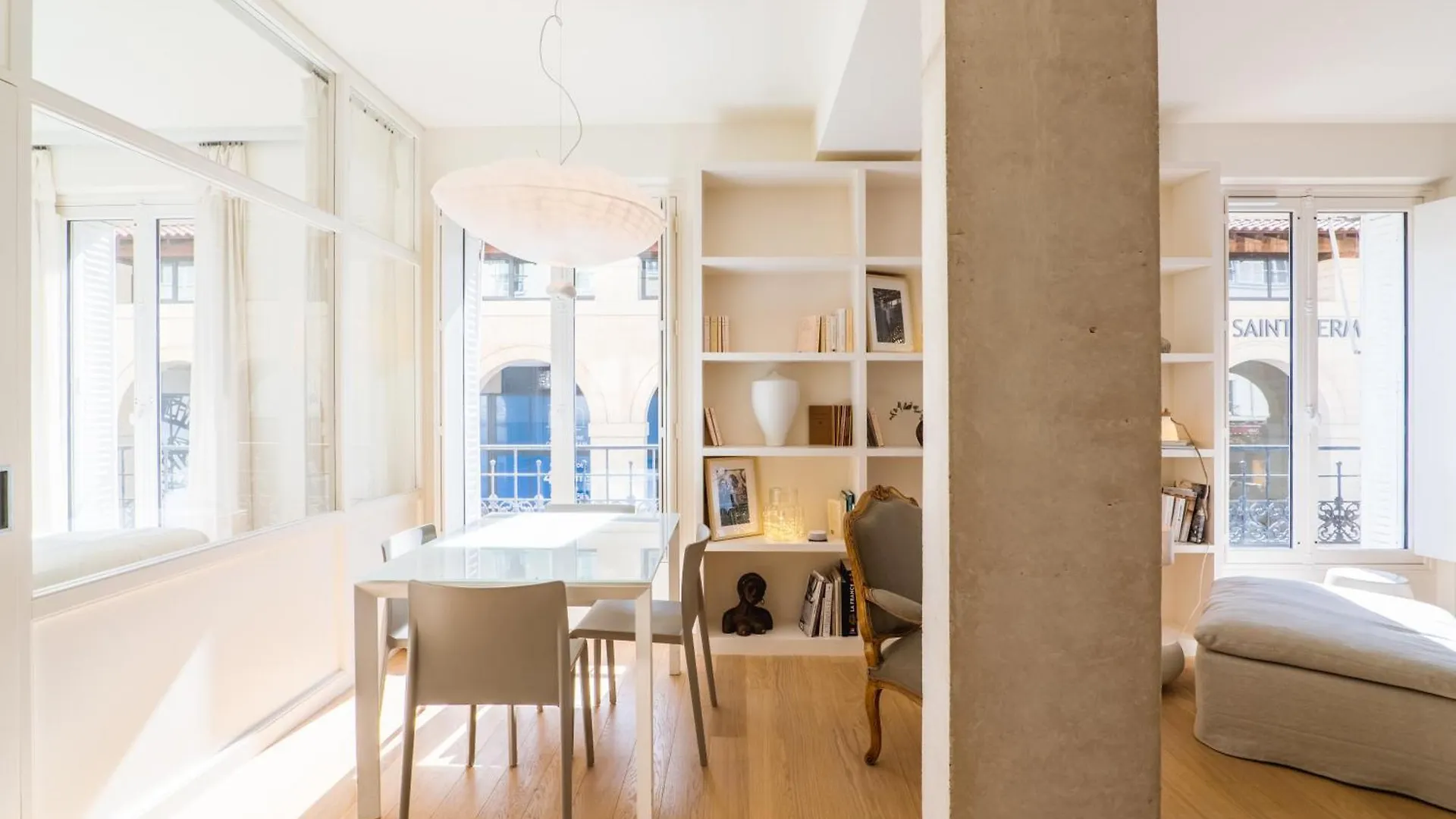 Veeve - Alabaster Bright Apartment Paris 0*,